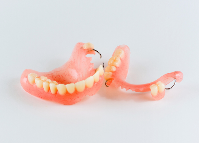 レジン床義歯|小野歯科