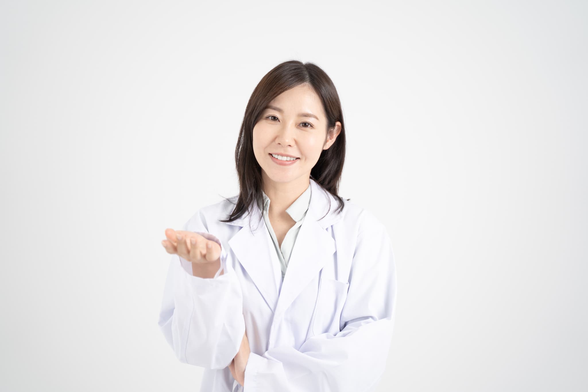 予防歯科の重要性を伝える歯科医師