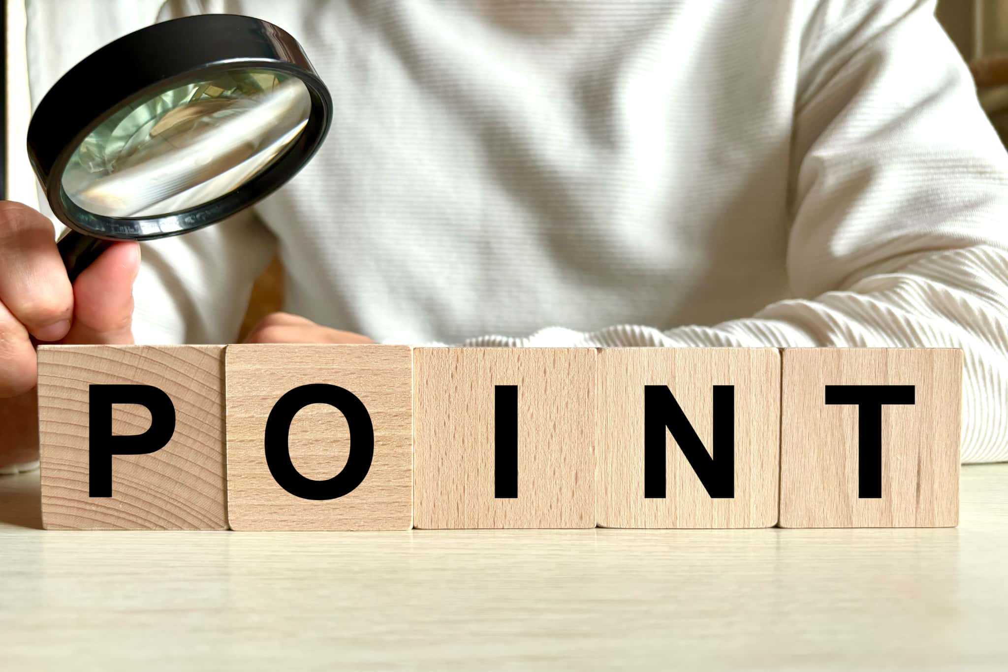 歯周病の予防に役立つ食生活のポイントについて調べるイメージ